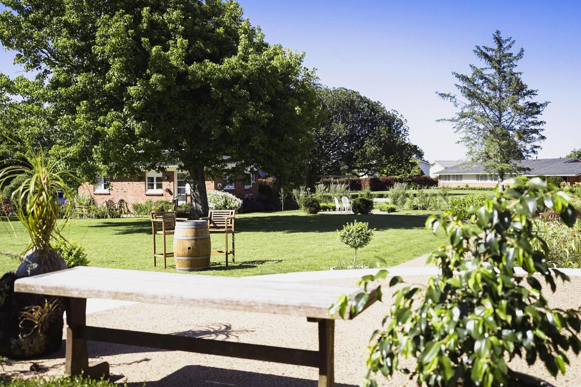 Lavalla Estate ξενώνας Tuakau Εξωτερικό φωτογραφία